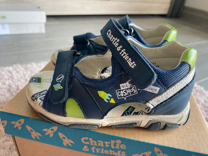Sandales Charlie & Friends taille 24 - photo numéro 2