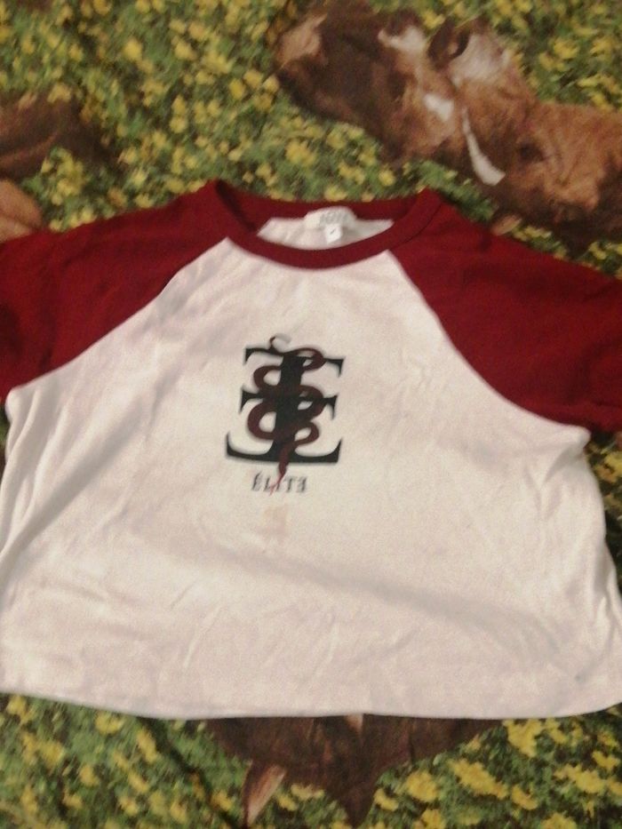 Tee-shirt cour de chez Jennyfer - photo numéro 3