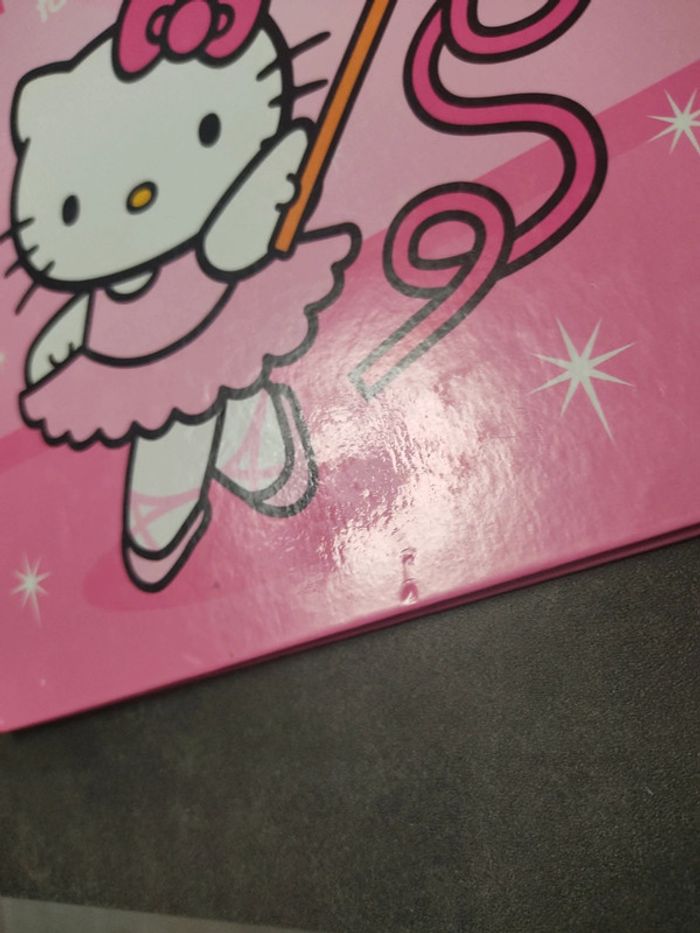 Hello Kitty fait de la danse - photo numéro 6