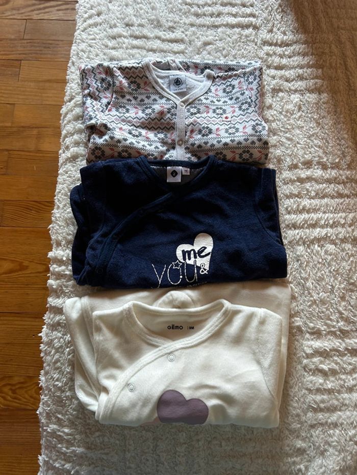Lot 3 pyjamas