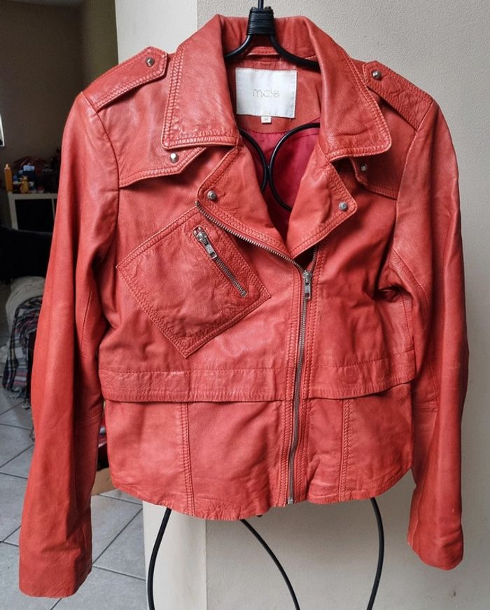 Veste en cuir couleur orange rouille