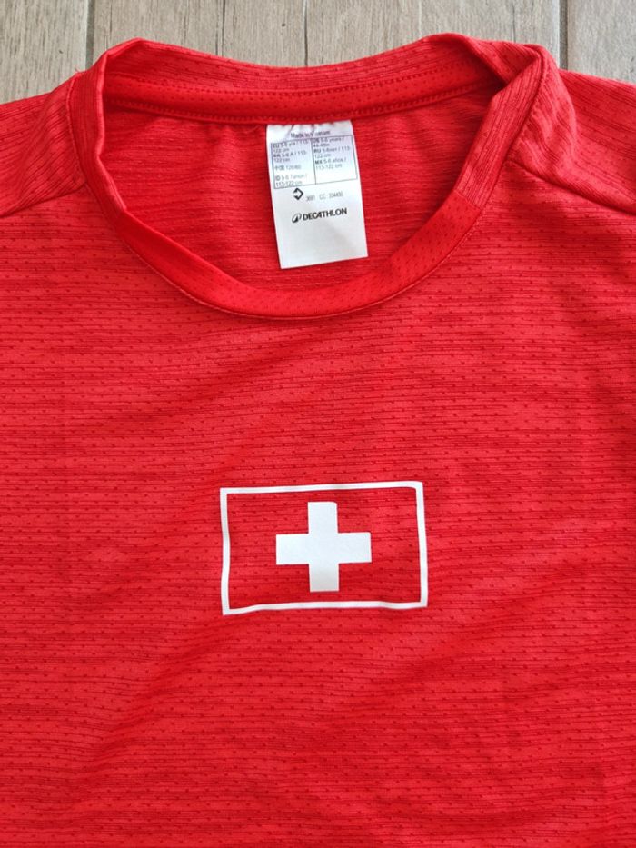 T-shirt de sport rouge Suisse 5/6 ans - photo numéro 2