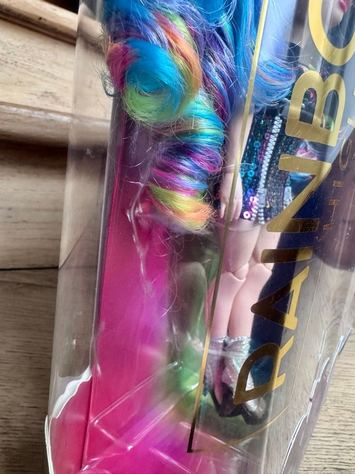 Amaya Rainbow High - photo numéro 4