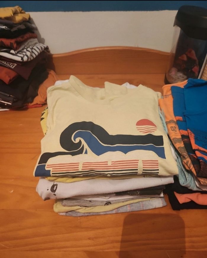 Lot tee shirts 8 ans - photo numéro 3