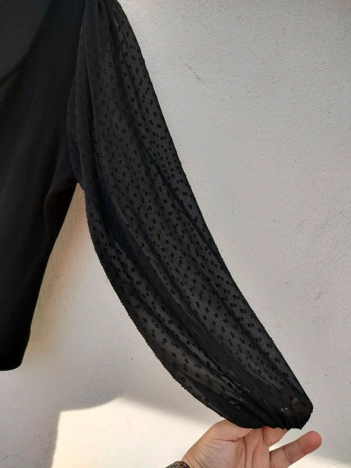 Haut noir 50 52 - photo numéro 5