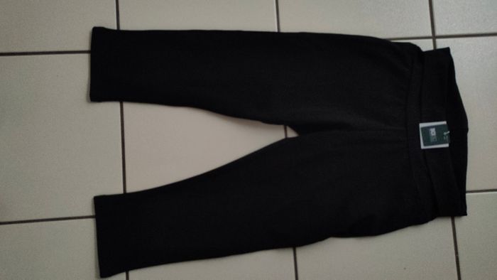 legging court noir femme NEUF taille 34 ONLY - photo numéro 5