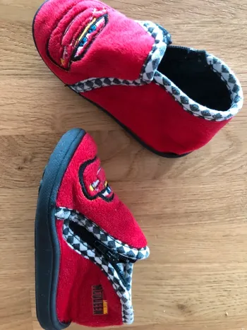 Chaussons Cars bébé T20