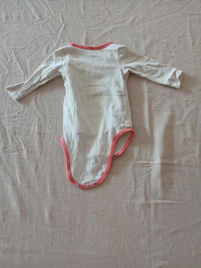 Body 3 mois - photo numéro 3