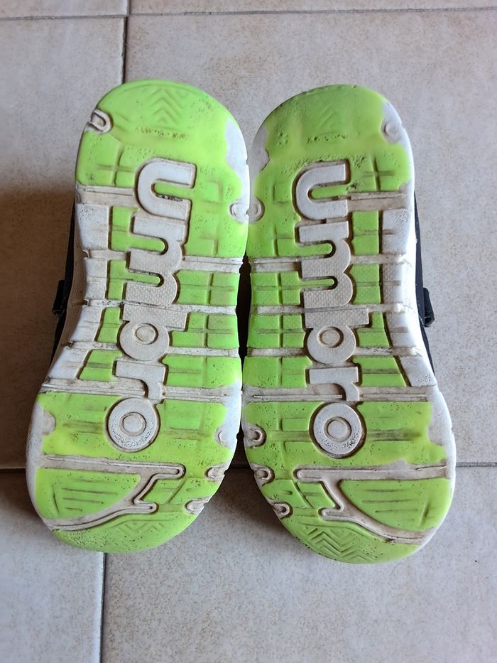 Baskets à scratchs T27 Umbro, Très bon état - photo numéro 6