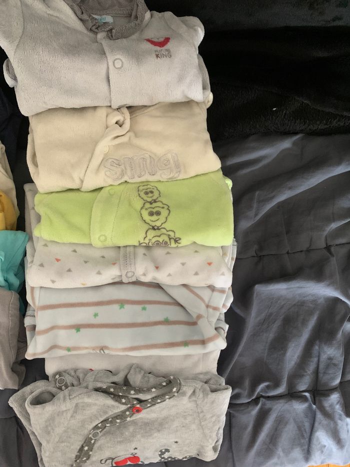 Lot pyjamas - photo numéro 2