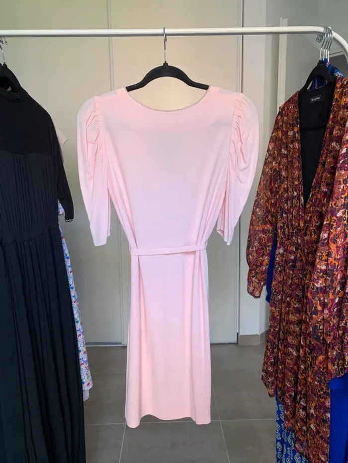 Robe rose poudrée à perles Claudie Pierlot taille 38 - photo numéro 12
