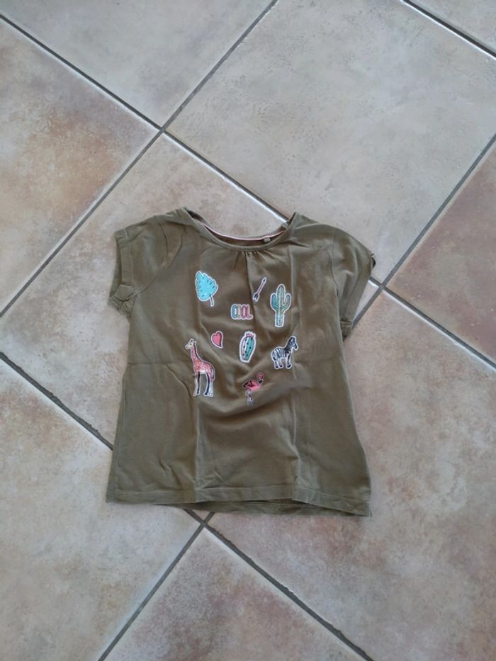 T shirt lupilu taille 2/4 ans