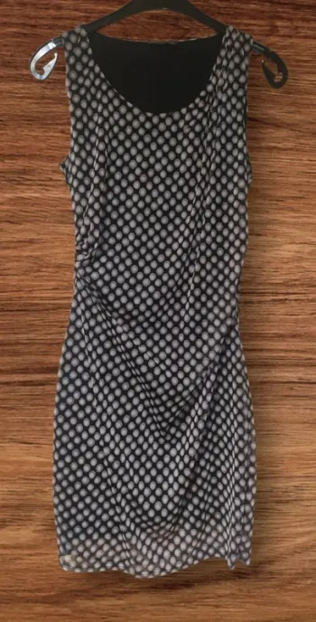Robe élégante à pois - Taille M