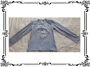 Tee shirt taille 36.