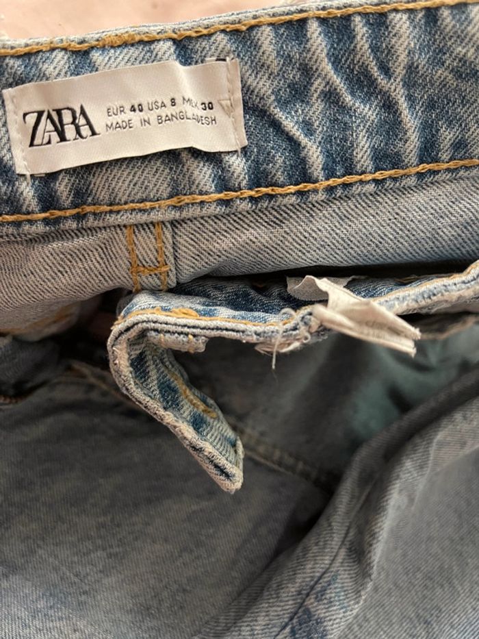 Jeans zara mom troués - photo numéro 2