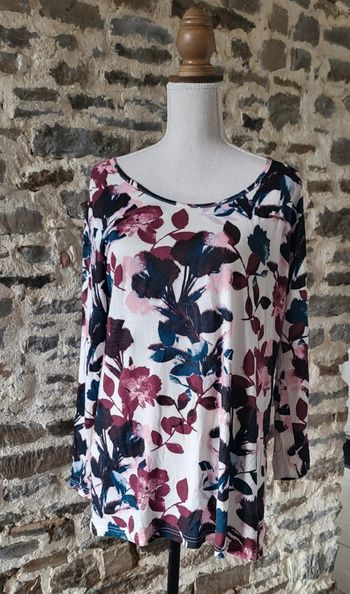 T-shirt à fleurs manches longues rose bordeaux blanc Cache Cache Taille 42/44