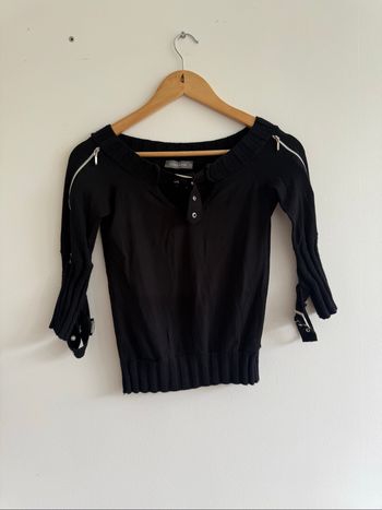 Blouse manches 3/4 léger noir avec détails rock taille 36 S