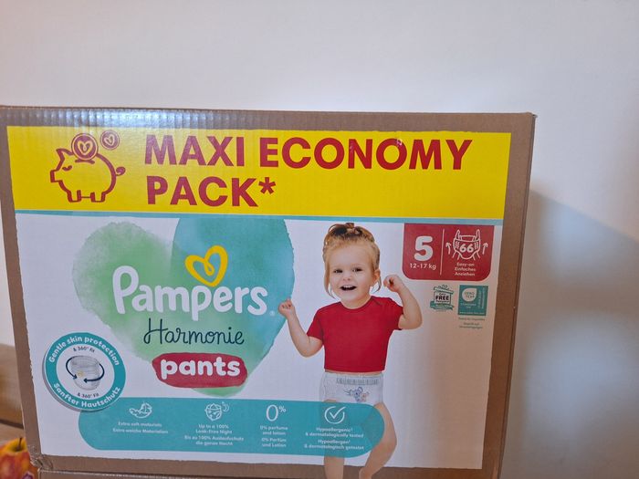 2 pampers harmonie pants taille 5 (35€ avec le code REPRISE30) - photo numéro 2