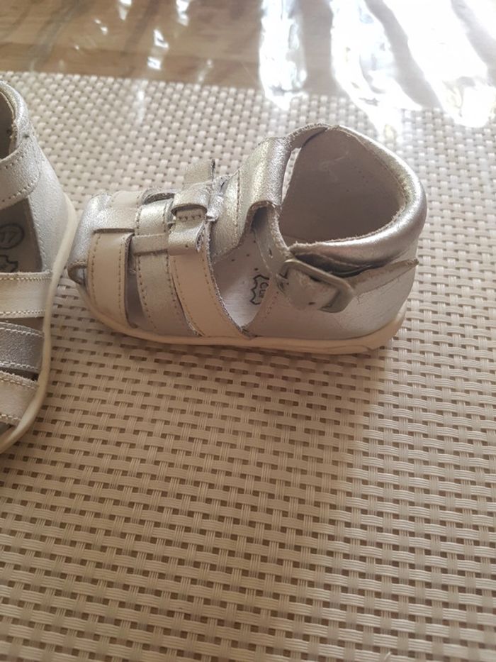 Chaussure bébé fille - photo numéro 2