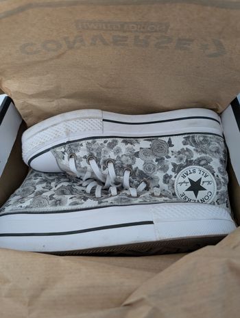 Converse édition limitée à plateforme t37,5