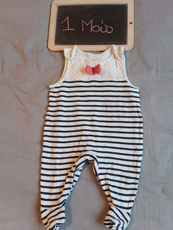 Genouillère marin taille 1 mois en très bon état