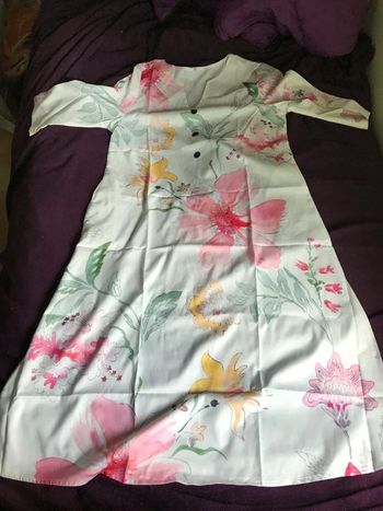 Robe légère à motifs fleuris