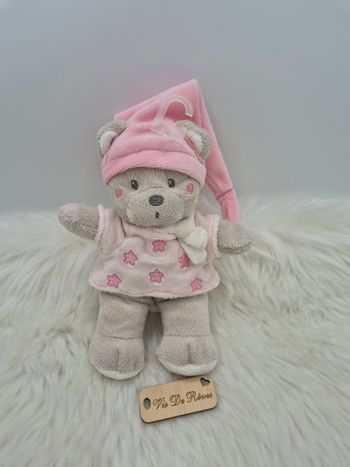 Doudiu ours beige rose bonnet robe étoiles Nicotoy