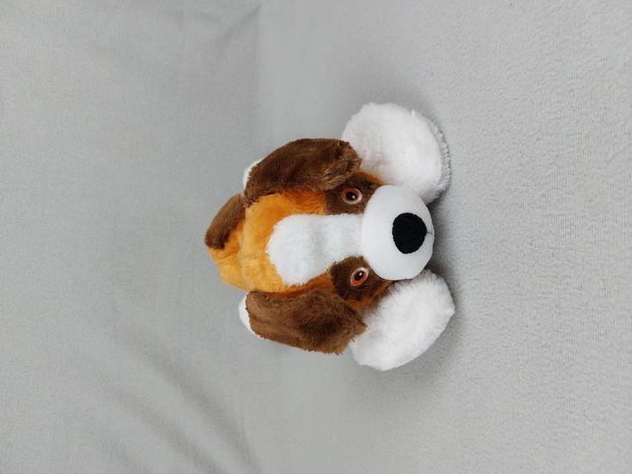 Peluche doudou chien SANDY blanc roux marron coeur rouge 37 cm TBE - photo numéro 2
