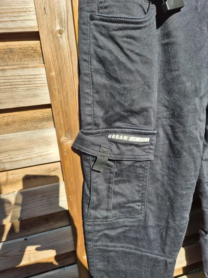 Pantalon cargo noir - photo numéro 5