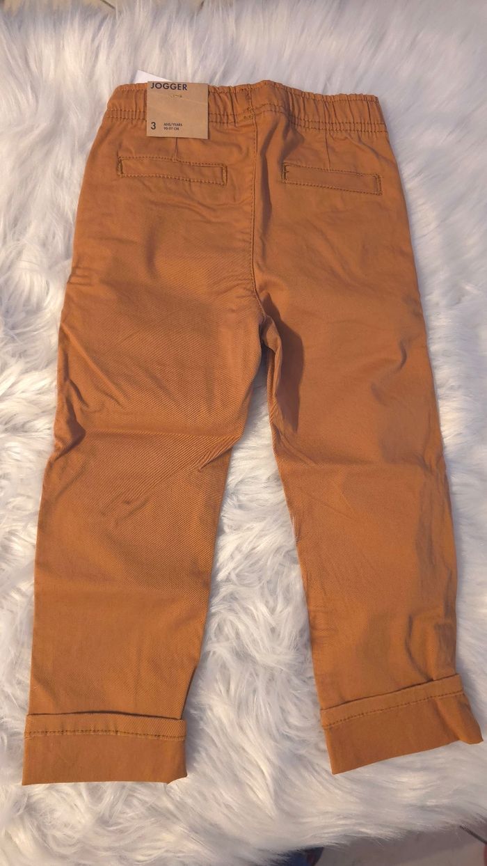 (NEUFS non portés) 🏷🏷🥰💙 superbe ensemble Teeshirt ml et pantalon doublé 3ans Garçon 💙🥰🤩 - photo numéro 3