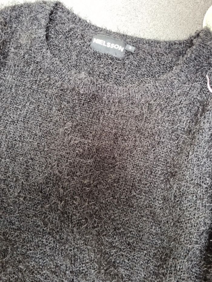 Pull femme, taille S - photo numéro 2