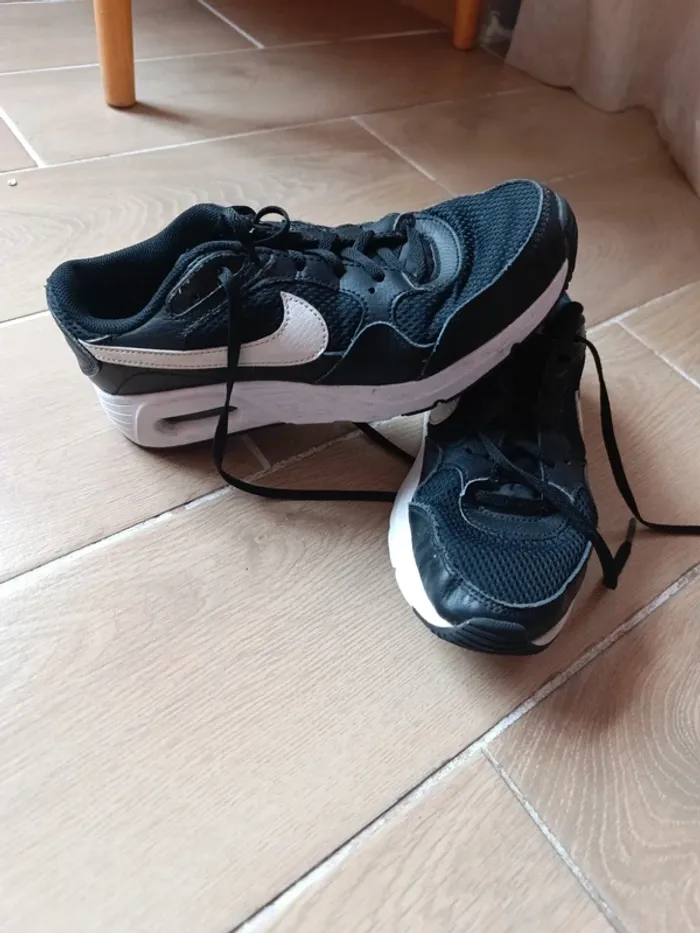 Nike air noires pointure 38 - photo numéro 2