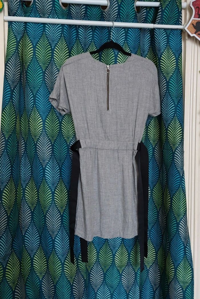 Robe Zara xs - photo numéro 2