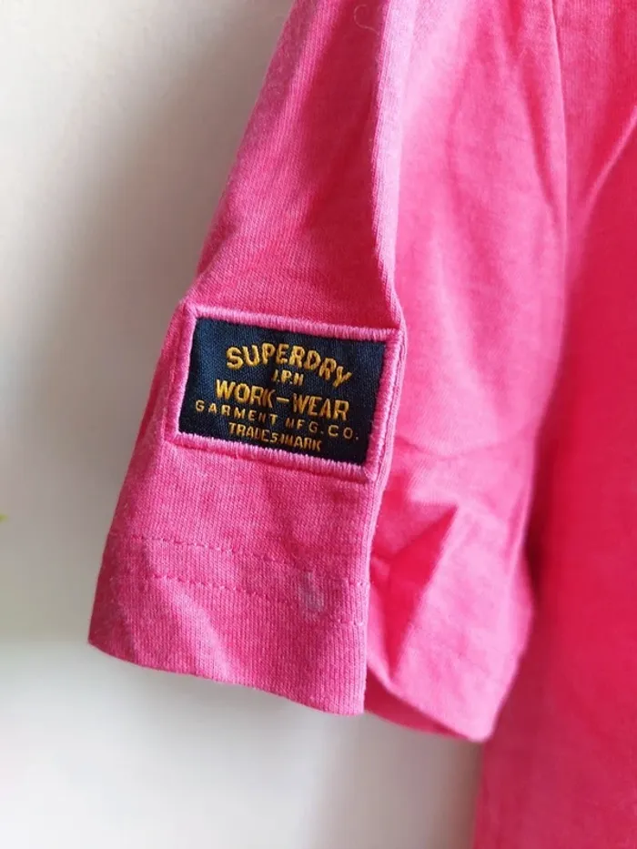 T-shirt Superdry – M – Fuchsia – État : Excellent - photo numéro 5