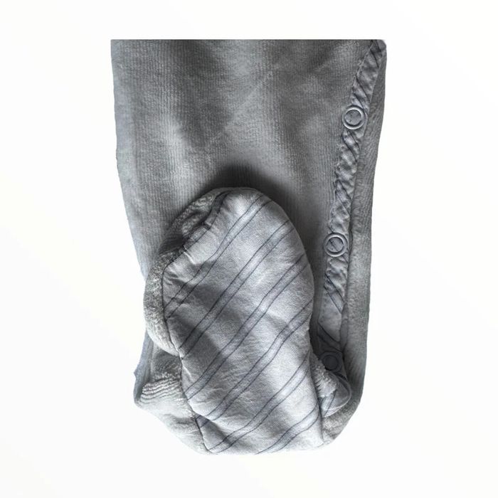 Lot 2 pyjamas velours Jacadi 6 mois TBE (20€) - photo numéro 6