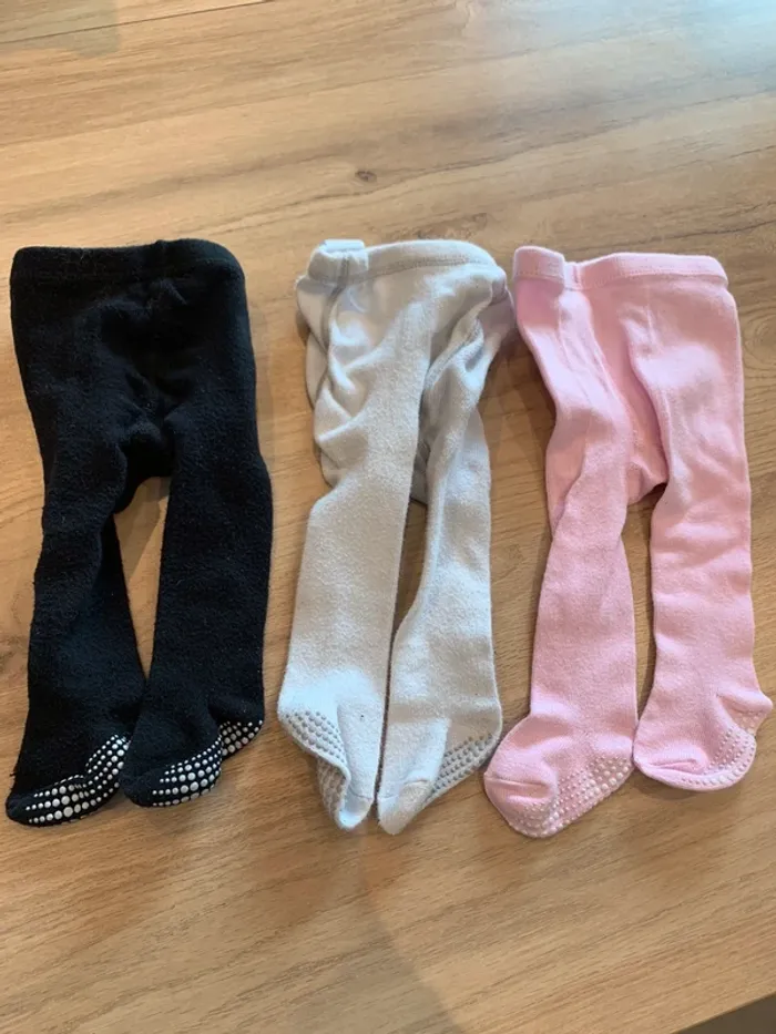 3 collants taille 3/6 mois