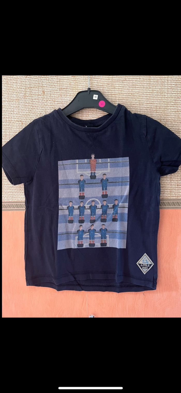 Tee-shirts foot