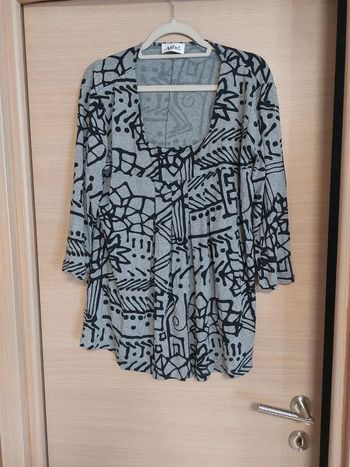 Haut fluide viscose grande taille gris et noir