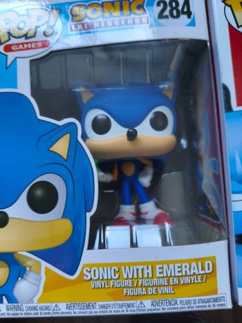 Lot 2  Funko pops sonic