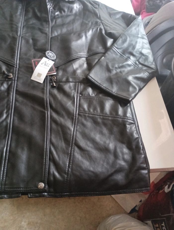 Blouson en cuir homme taille XL Andréa Ermanni avec capuche fourrure neuf - photo numéro 2