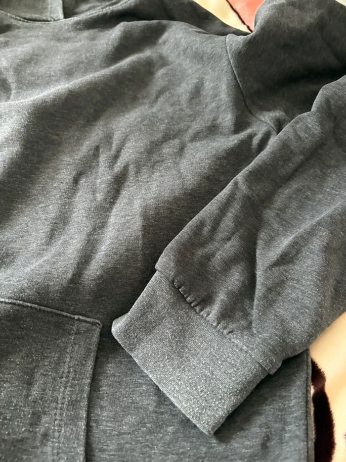 Sweat gris - photo numéro 5