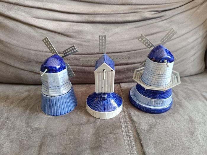 Lot de 3 moulins en céramique bleu de Delft - photo numéro 4