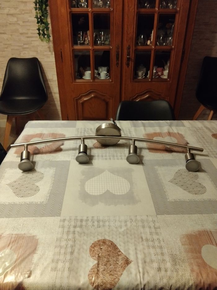 PLAFONNIER EN MÉTAL GRIS 4 SPOTS LED POUR CUISINE