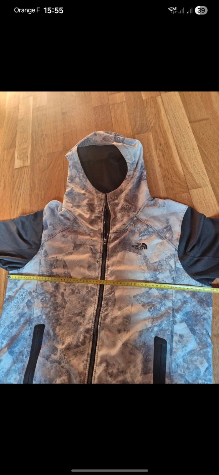 Veste à capuche streetwear/ The North Face/Très bon état - photo numéro 3