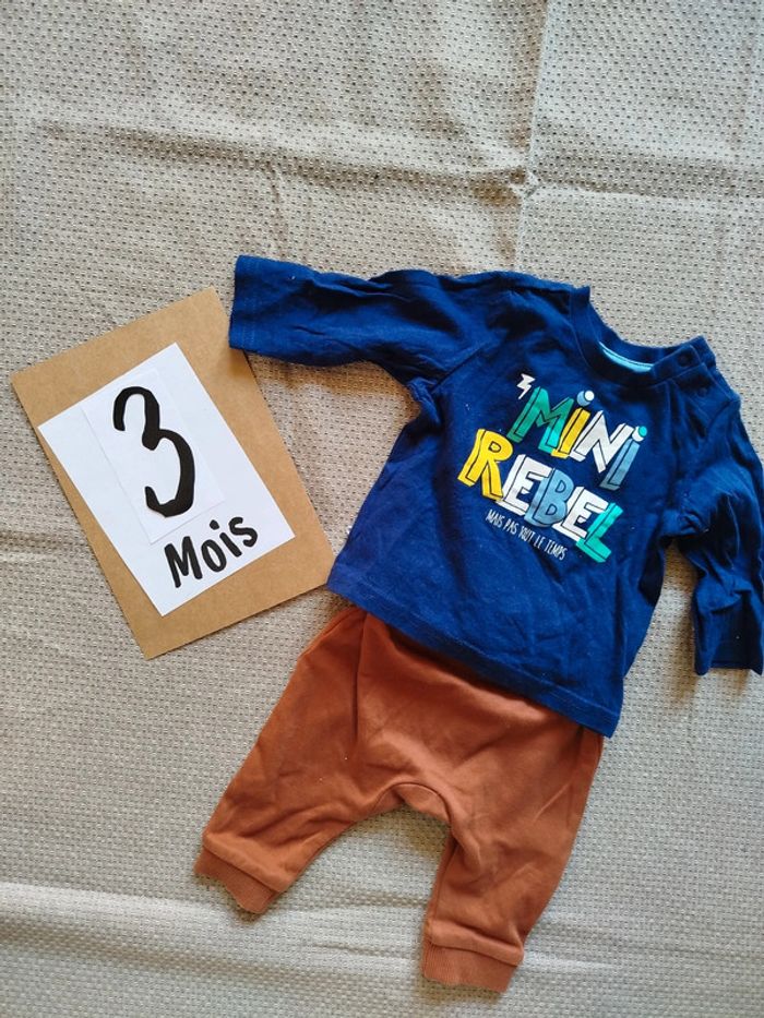 Ensemble legging/tee shirt