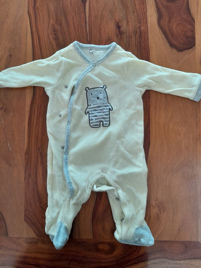 Lot de pyjamas 3 mois - photo numéro 2