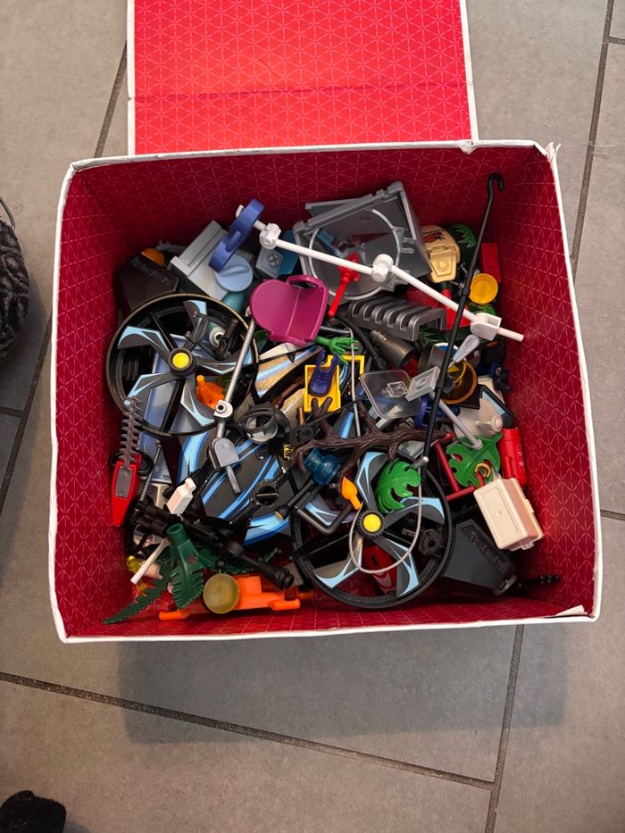 Boîte accessoires divers playmobil - photo numéro 4