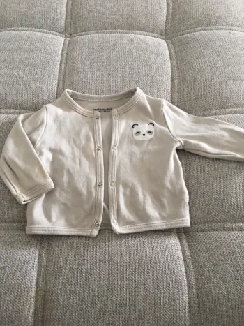 Gilet vertbaudet 6 mois + bonnet coordonné