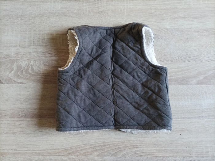 Gilet sans manches 12 mois "Kiabi" - photo numéro 6