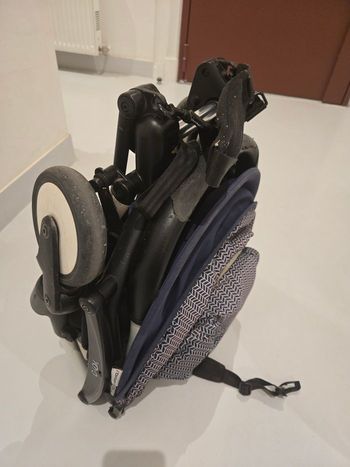 Poussette yoyo 2 air France + accessoires